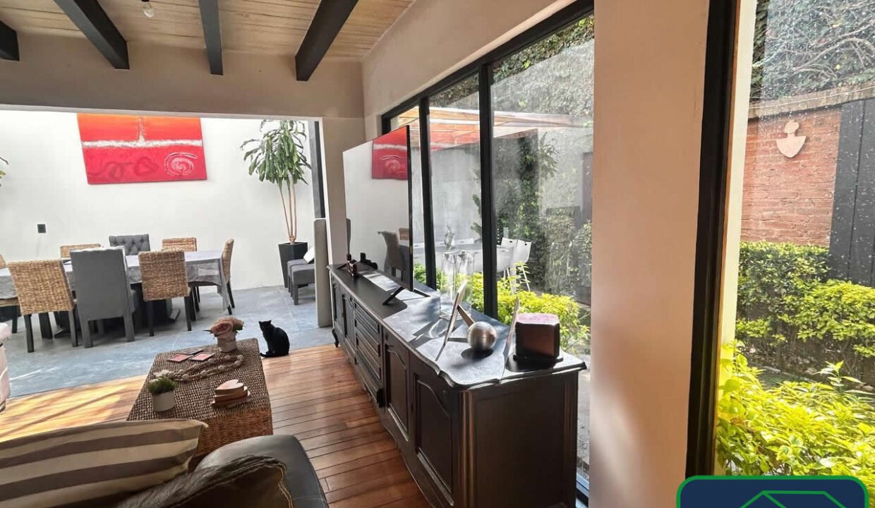 4574039-casaencondominio-picodeverapaz-jardinesenlamontaña-venta-catanobienesraices-3