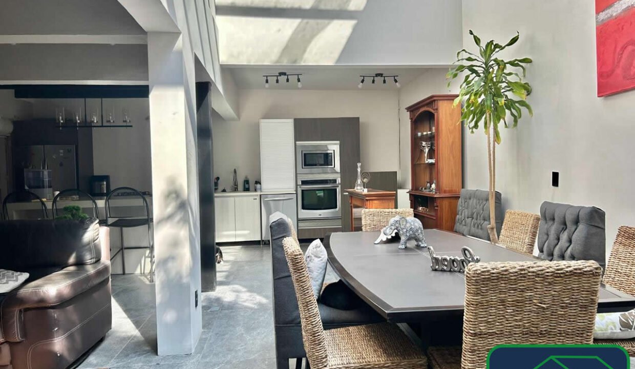 4574039-casaencondominio-picodeverapaz-jardinesenlamontaña-venta-catanobienesraices-5