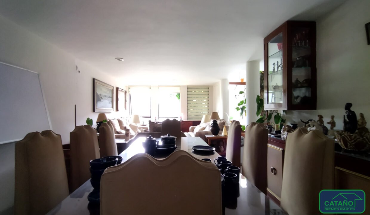 4537019-Nperita-6