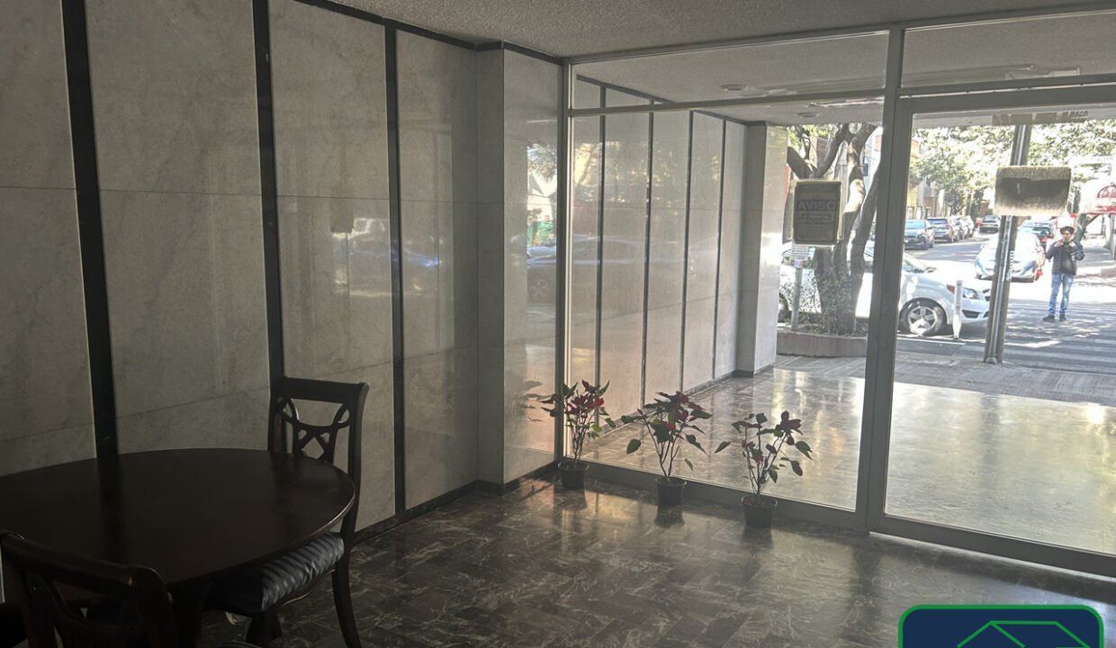 457216-Prieto-17