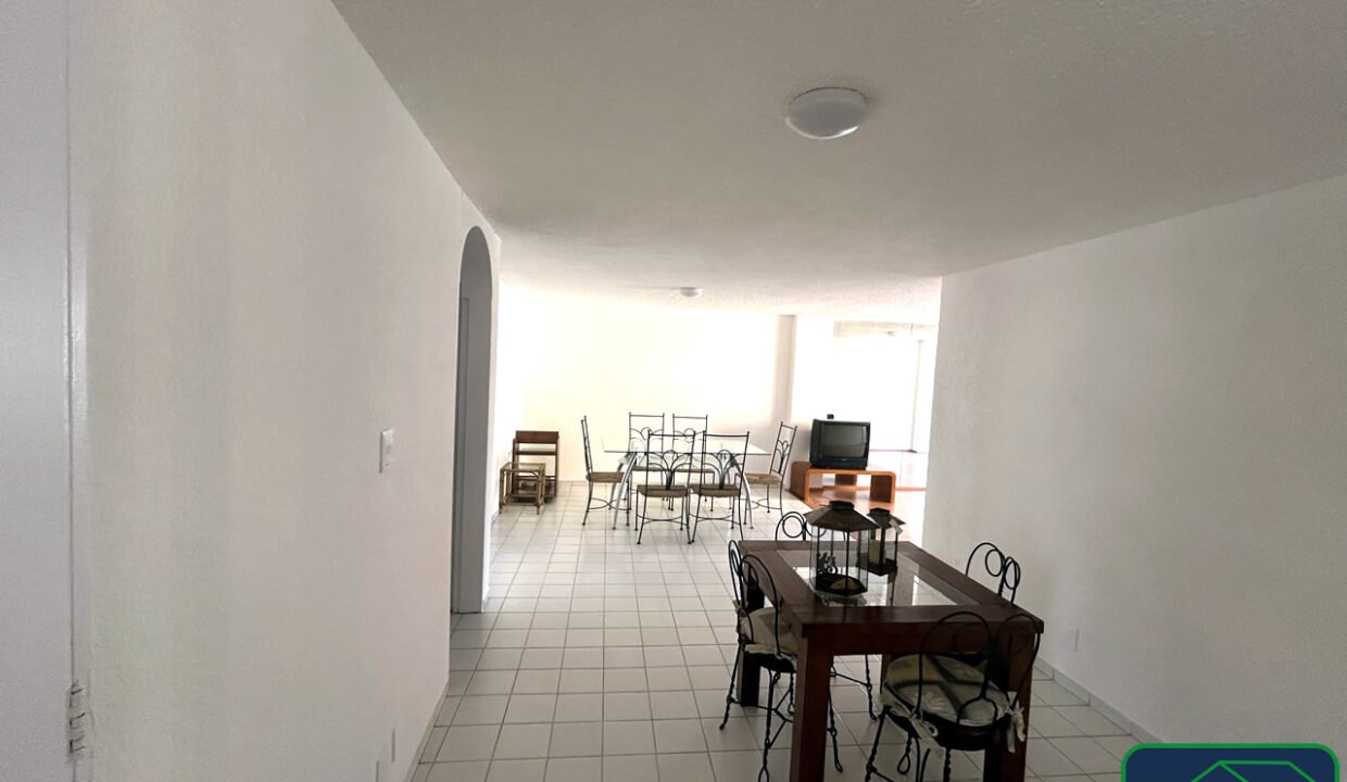 457216-Prieto-6