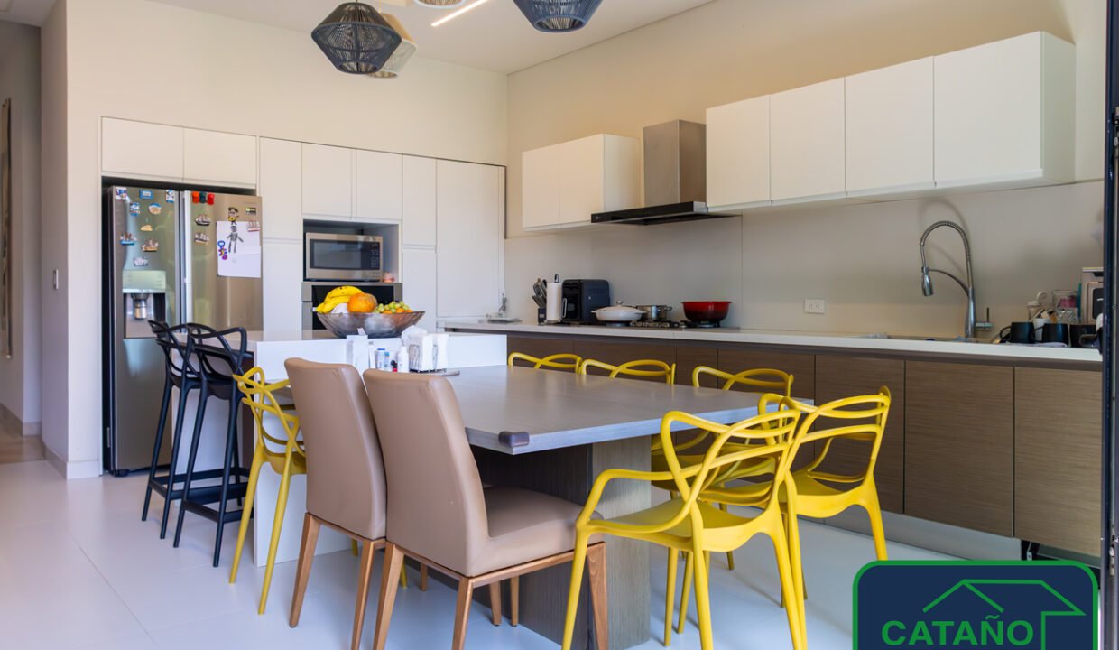 457481-casa-meseta-jardinesdelpedregal-venta-catanobienesraices-12