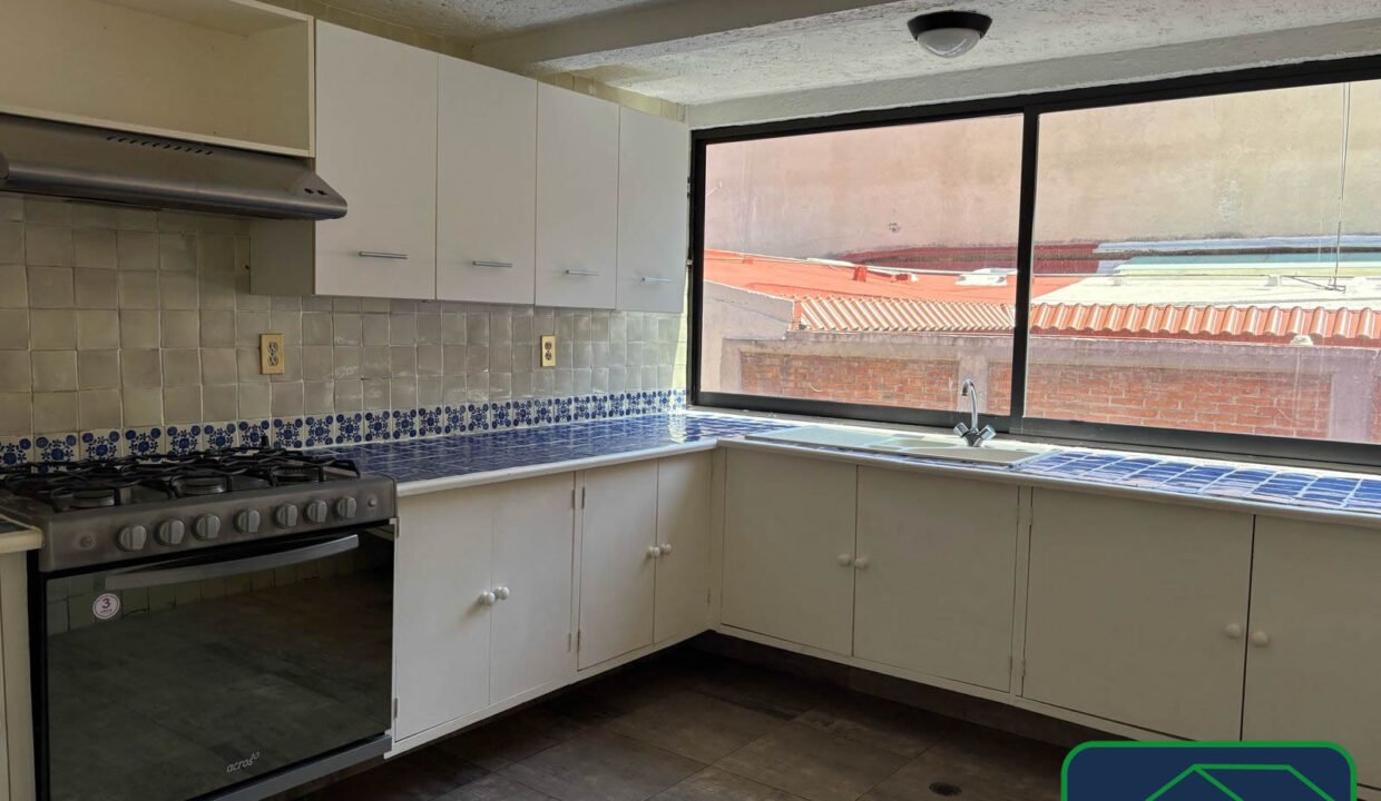 457495-casaencondominio-avsanbernabe-sanjeronimolidice-venta-catanobienesraices-4