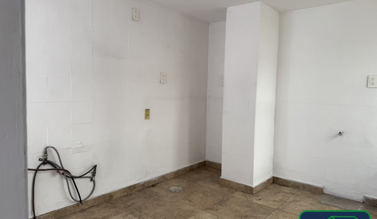 4580625-oficina-margaritas-florida-renta-catanobienesraices-17