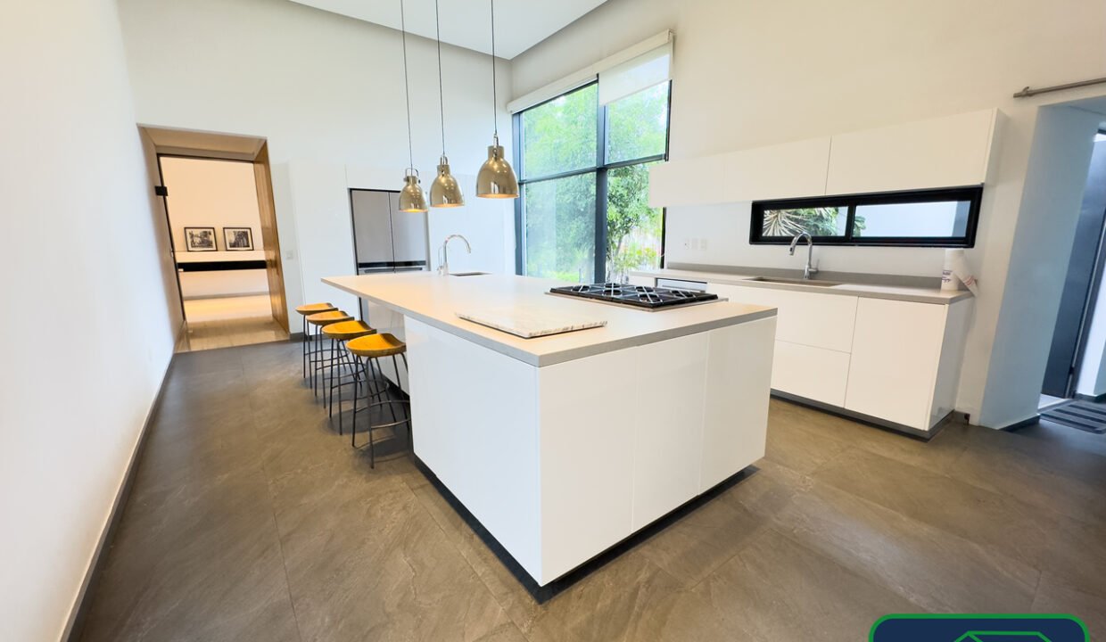 458147-casaencondominio-agua-jardinesdelpedregal-venta-catanobienesraices-16