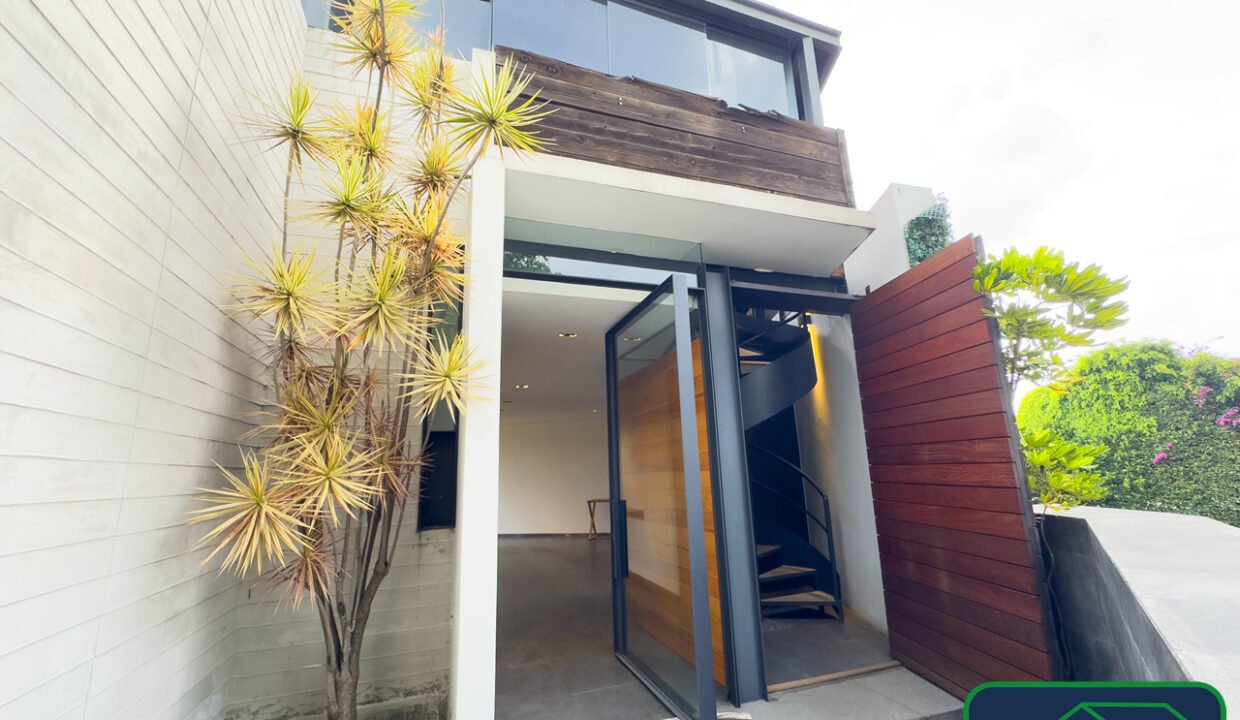 458147-casaencondominio-agua-jardinesdelpedregal-venta-catanobienesraices-31