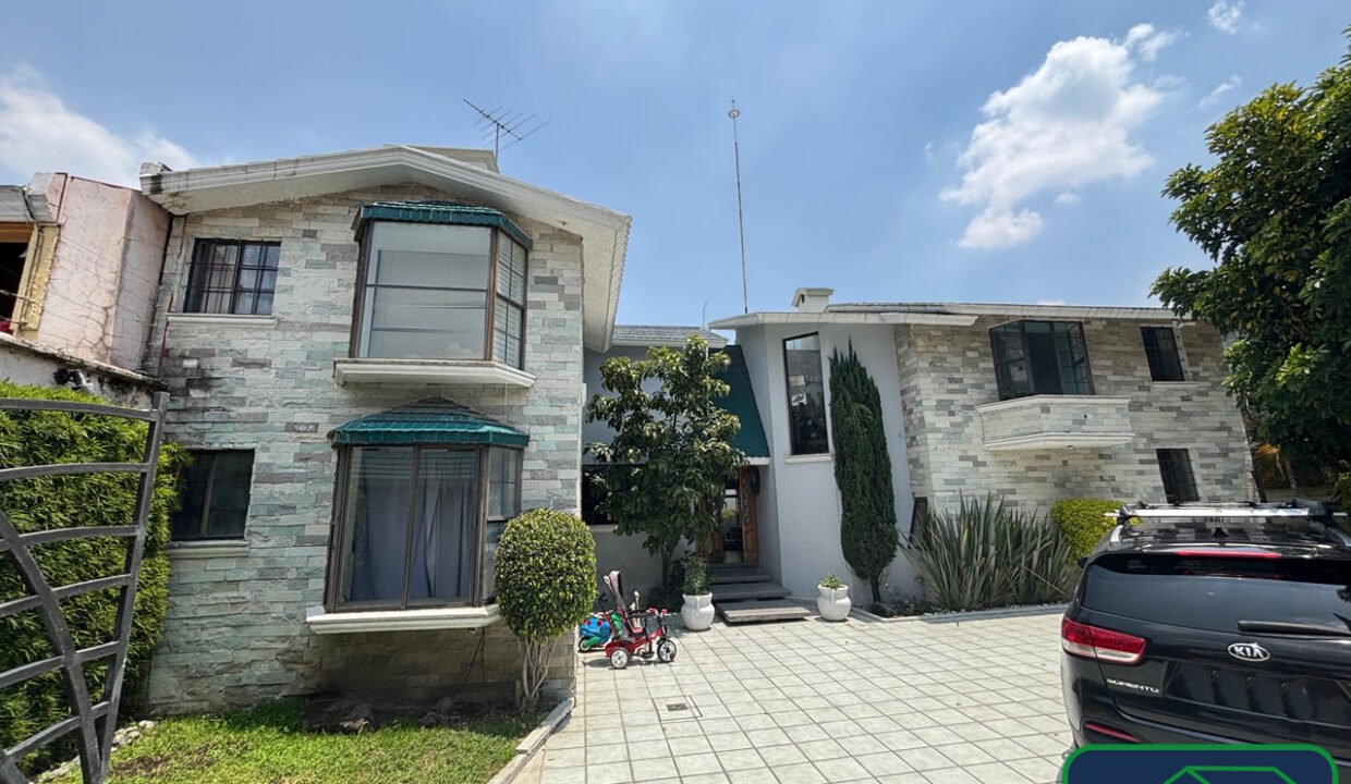 4588815-casa-retorno7deltepozteco-colinasdelbosque-venta-catanobienesraices-1