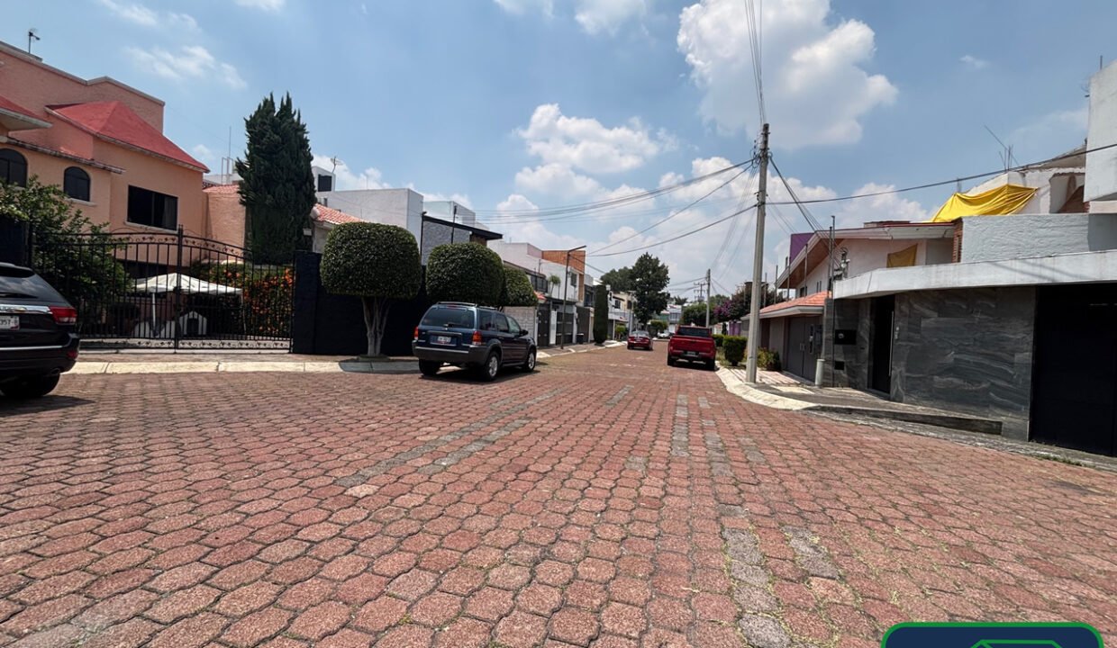 4588815-casa-retorno7deltepozteco-colinasdelbosque-venta-catanobienesraices-22
