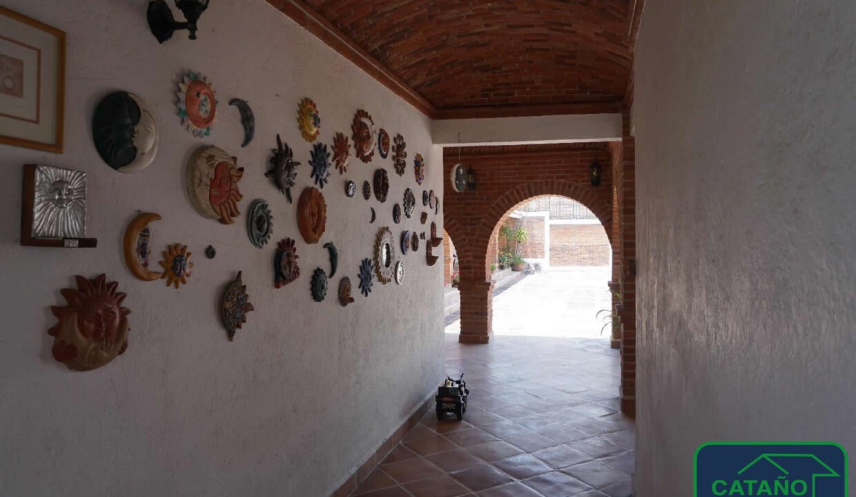 4589828-casa-calzadadelamedialuna-barriodesanjuan-tequisquiapan-venta-catanobienesraices-5