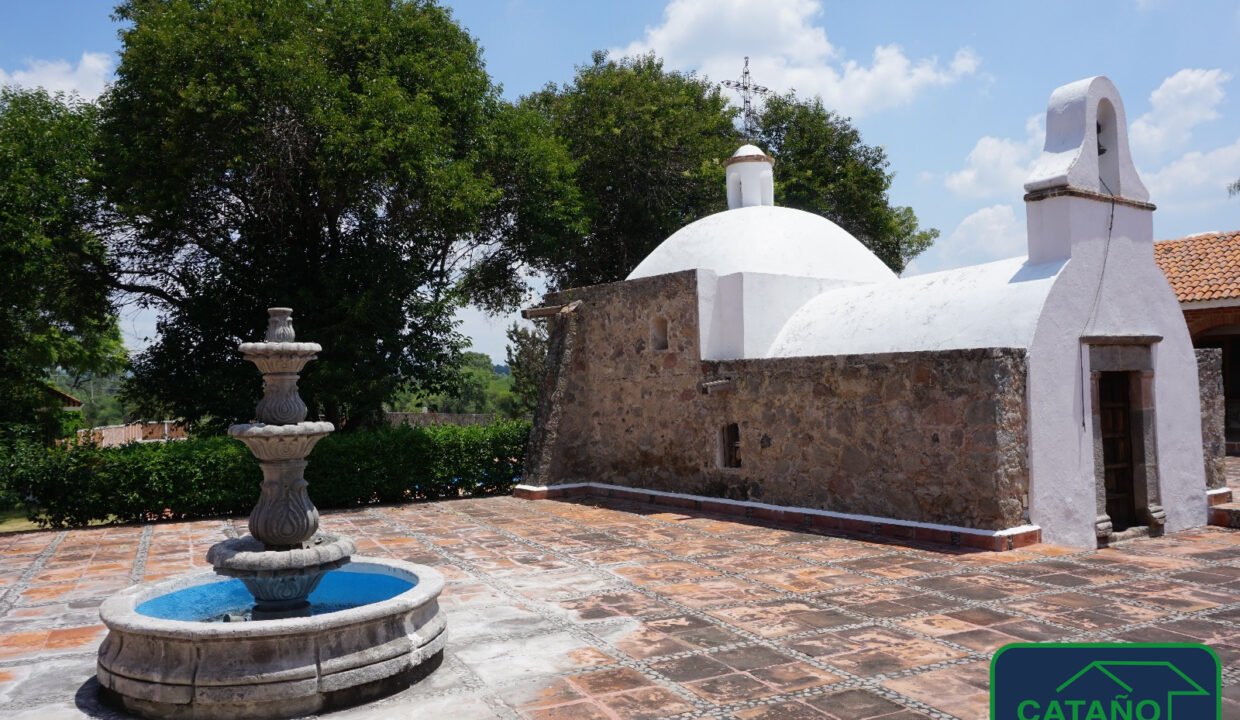 4589828-casa-calzadadelamedialuna-barriodesanjuan-tequisquiapan-venta-catanobienesraices-7