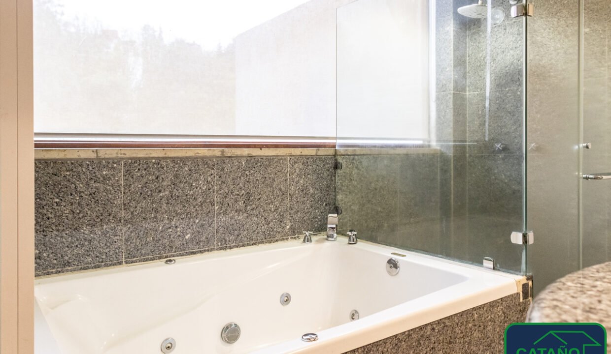 4571232-casa-calzadadelascarretas-colinasdelsur-venta-catanobienesraices-18