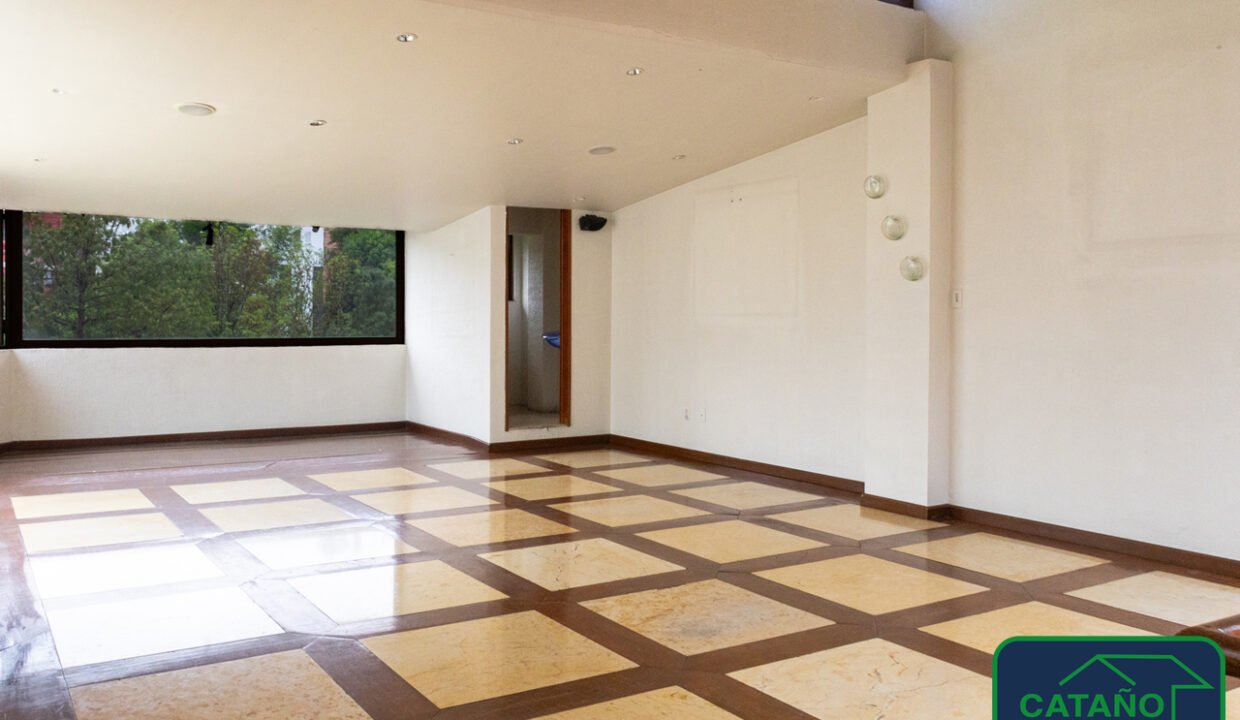 4571232-casa-calzadadelascarretas-colinasdelsur-venta-catanobienesraices-5