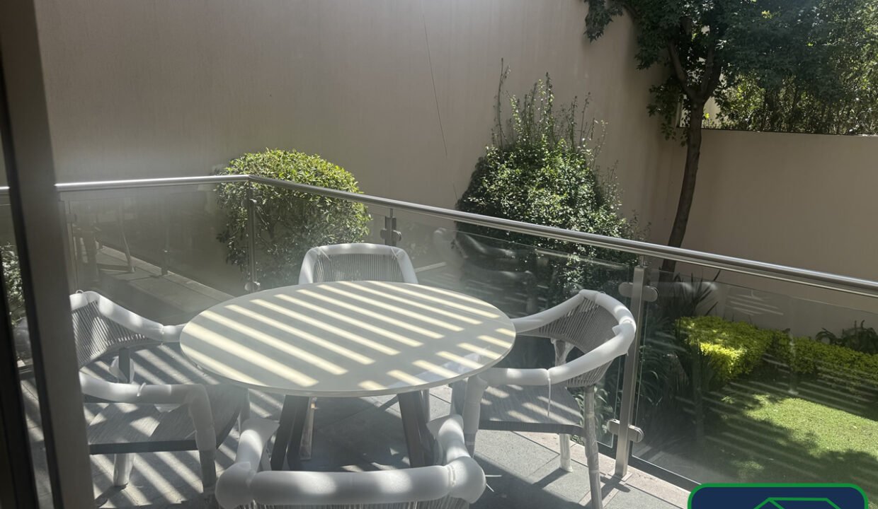 459031-casaencondominio-avdelasfuentes-jardinesdelpedregal-venta-catanobienesraices-9