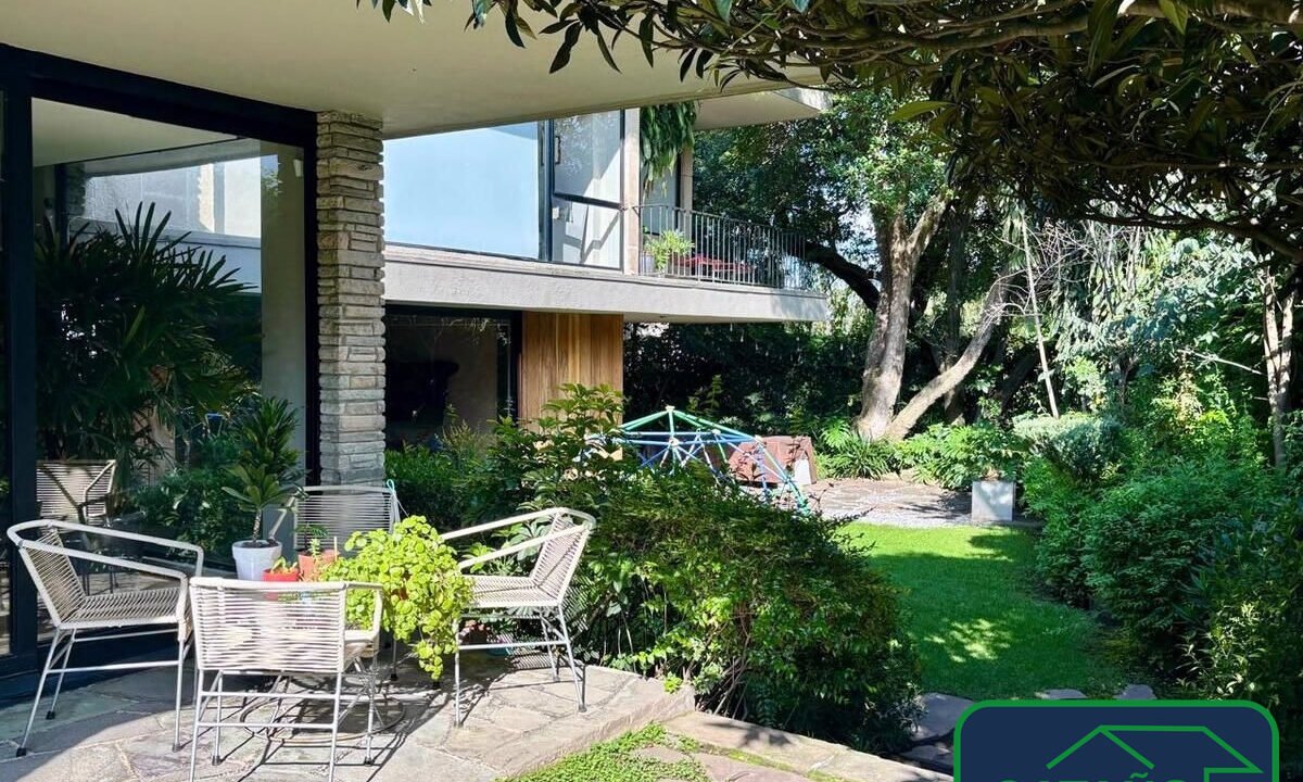 459096-casa-montañascalizas-lomasdechapultepec-venta-catanobienesraices-0