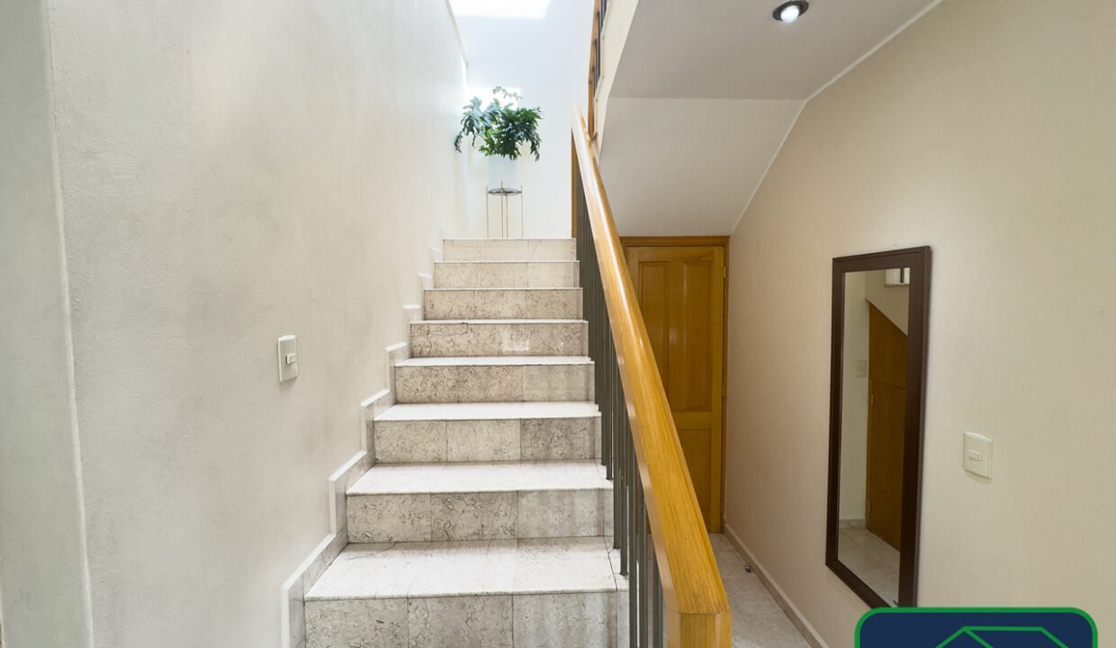 4591715-casaencondominio-avsanjeronimo-lomasquebradas-venta-catanobienesraices-18