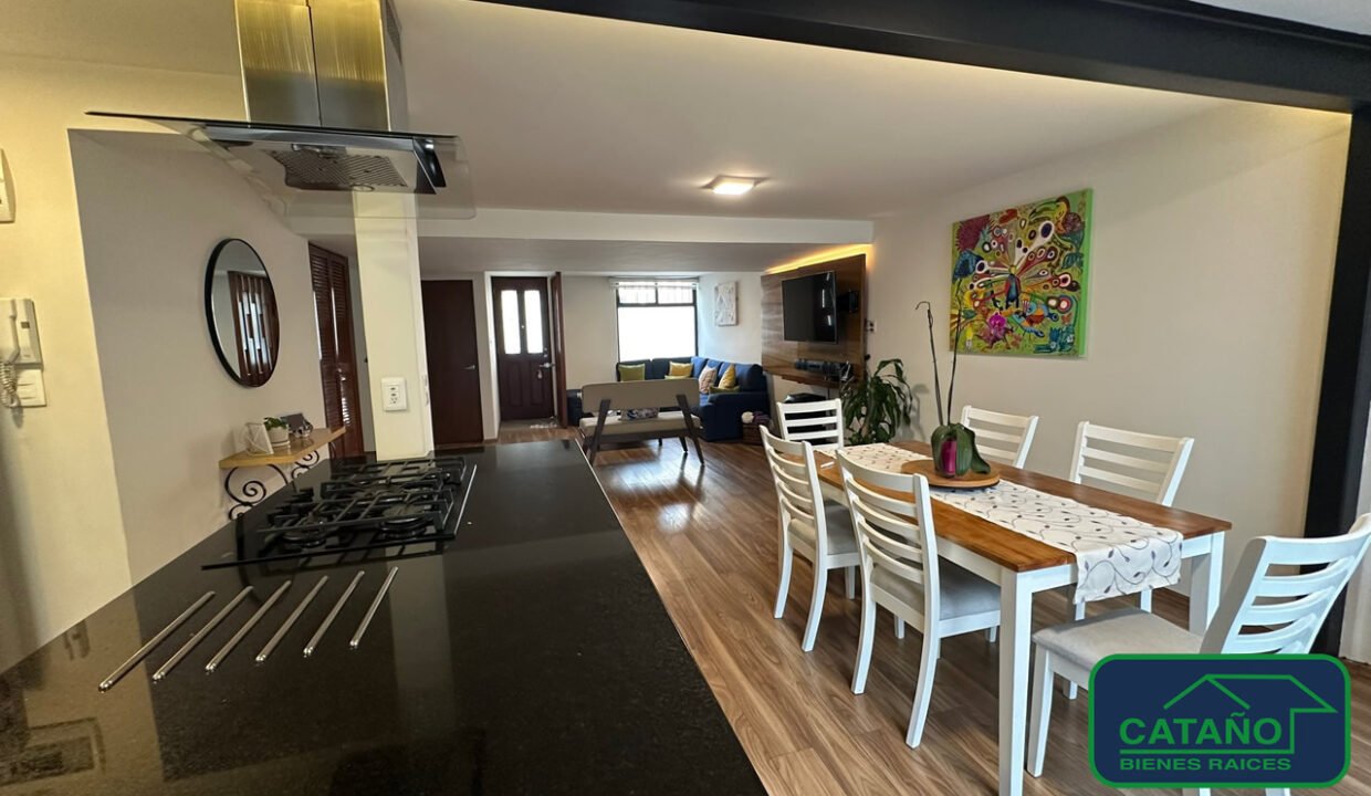 4592529-casaencondominio-loscolorines-ampliacioncandelaria-venta-catanobienesraices-5