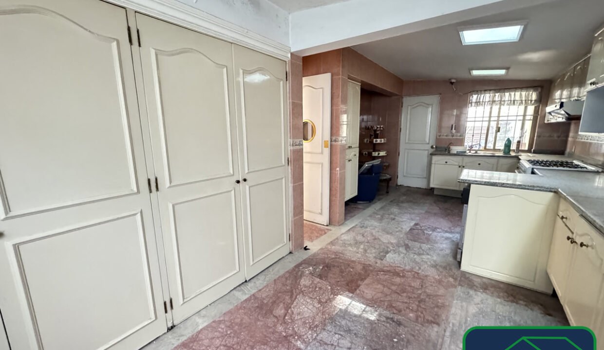 4595225-casa-avsanbernabe-sanjeronimolidice-venta-catanobienesraices-12