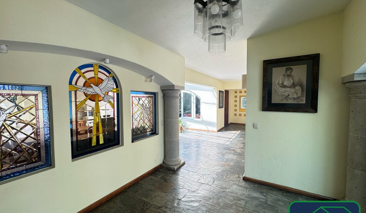 4595226-casa-avsanbernabe-sanjeronimolidice-venta-catanobienesraices-11