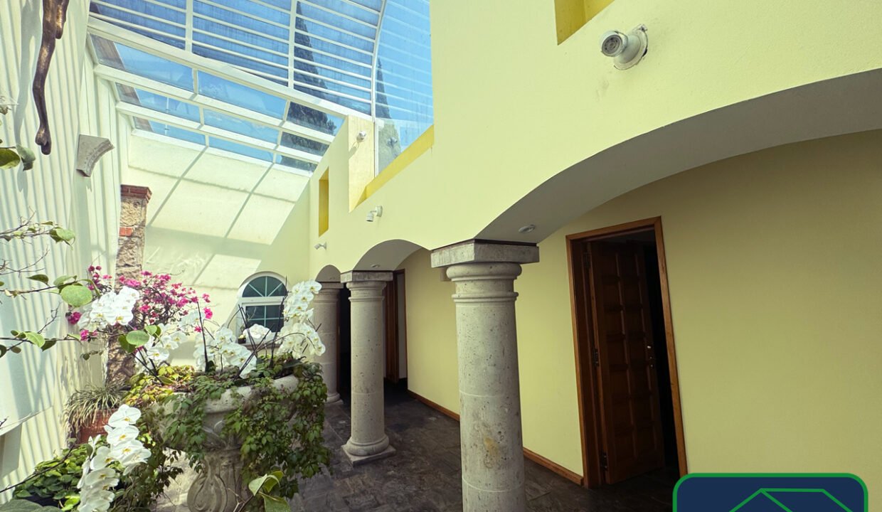 4595226-casa-avsanbernabe-sanjeronimolidice-venta-catanobienesraices-19