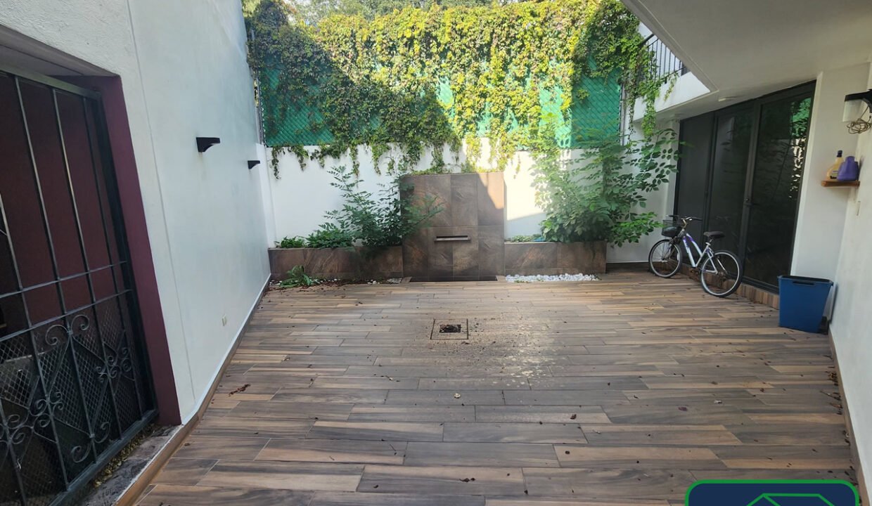 4597515-casaencondominio-cerradatehuixtle-valleescondido-venta-catanobienesraices-6