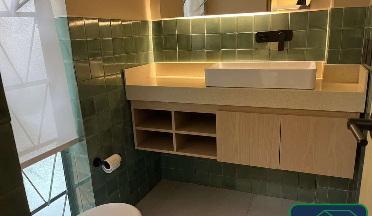 4597916-casa-londres-delcarmen-renta-catanobienesraices-18