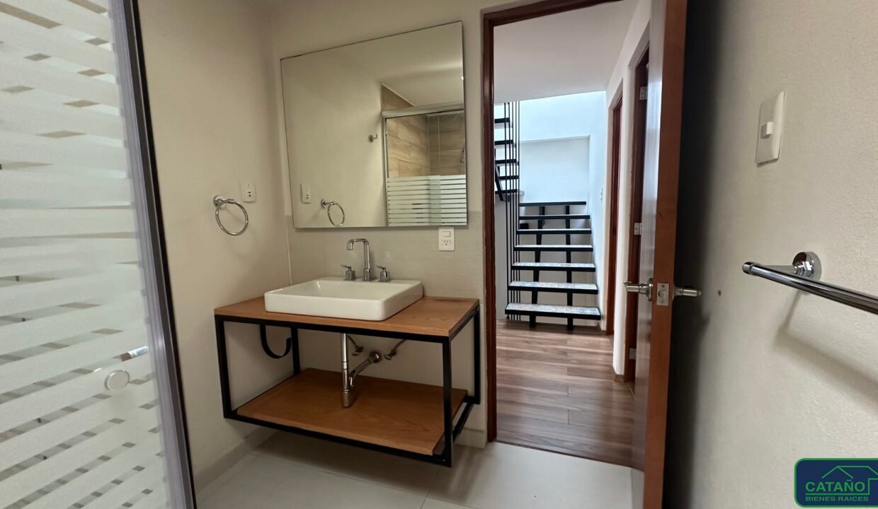 4592529-casaencondominio-loscolorines-ampliacioncandelaria-venta-catanobienesraices-18