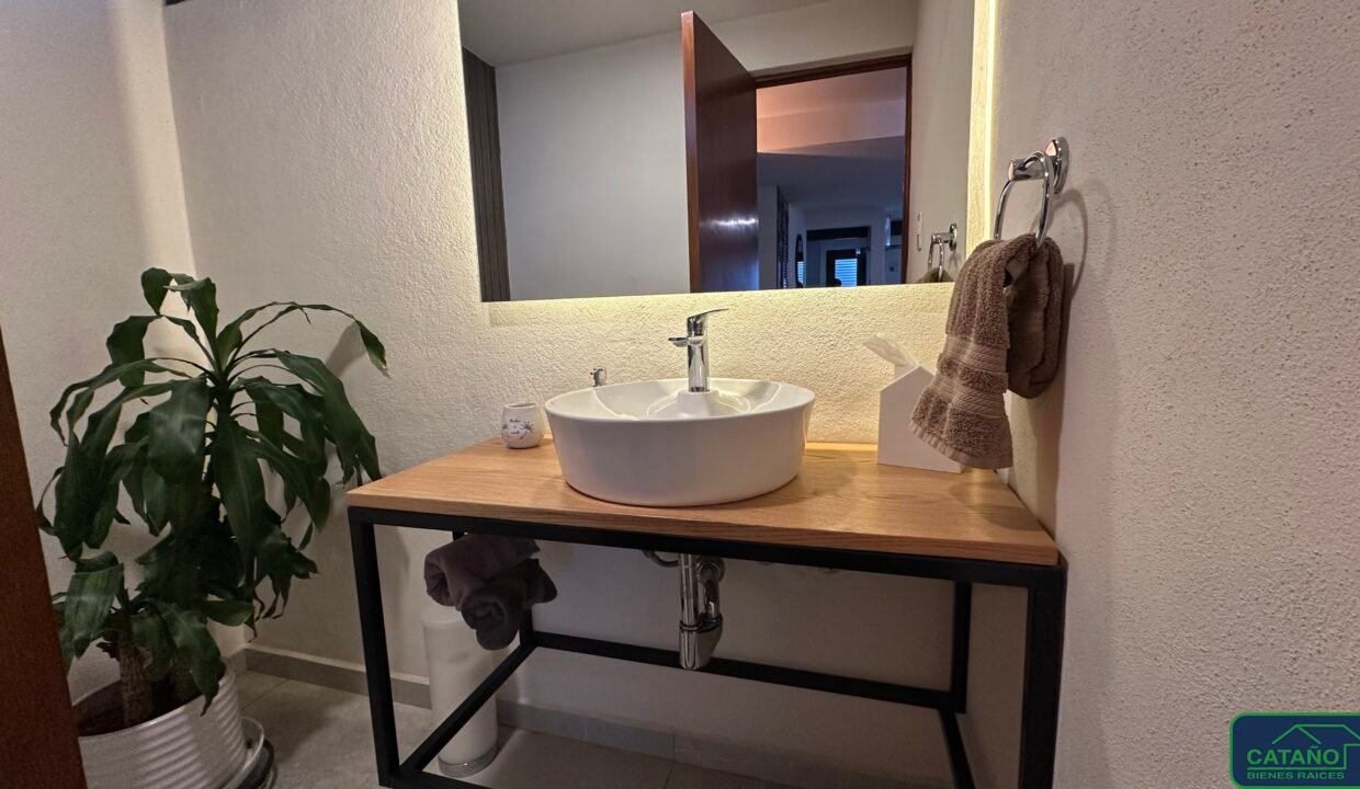 4592529-casaencondominio-loscolorines-ampliacioncandelaria-venta-catanobienesraices-20