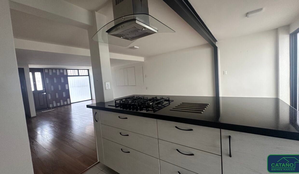 4592529-casaencondominio-loscolorines-ampliacioncandelaria-venta-catanobienesraices-7