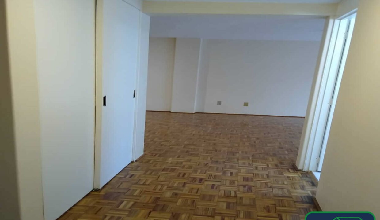 4605243-augustorodin-napoles-renta-catanobienesraices-8