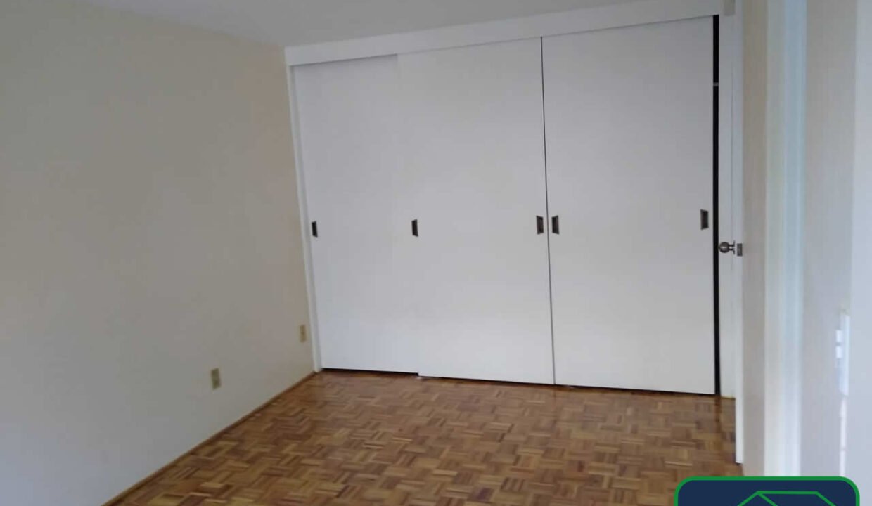 4605243-augustorodin-napoles-renta-catanobienesraices-9