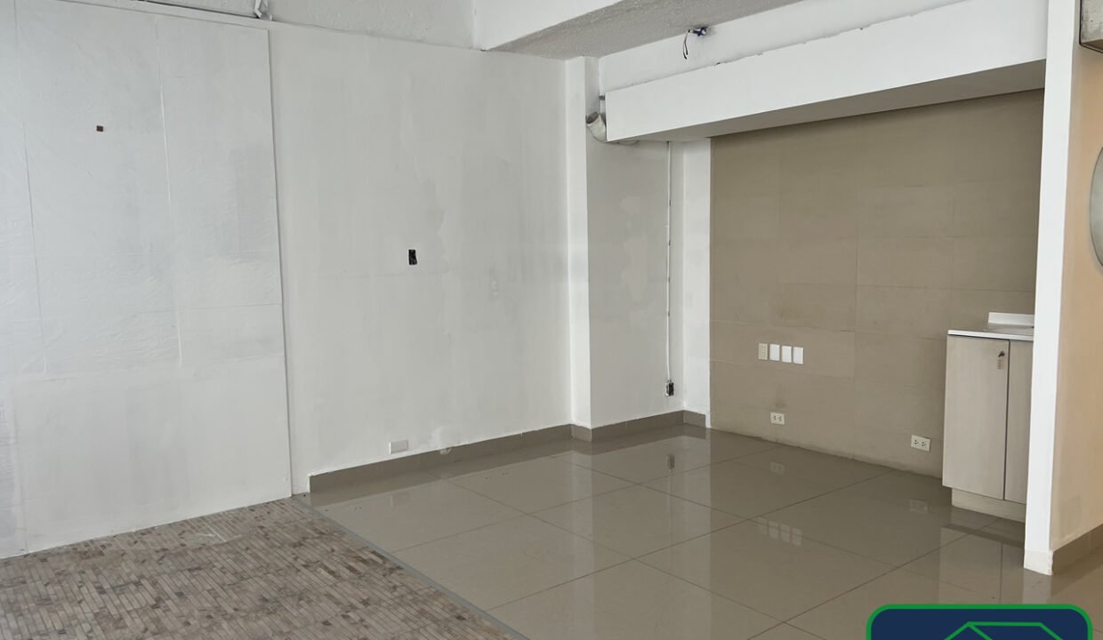 460563-local-avdelasfuentes-jardinesdelpedregal-renta-catanobienesraices-5