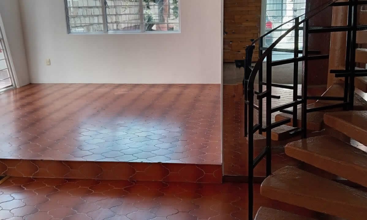 460842-casa-calzadadelasaguilas-lomasdelasaguilas-venta-catanobienesraices-4