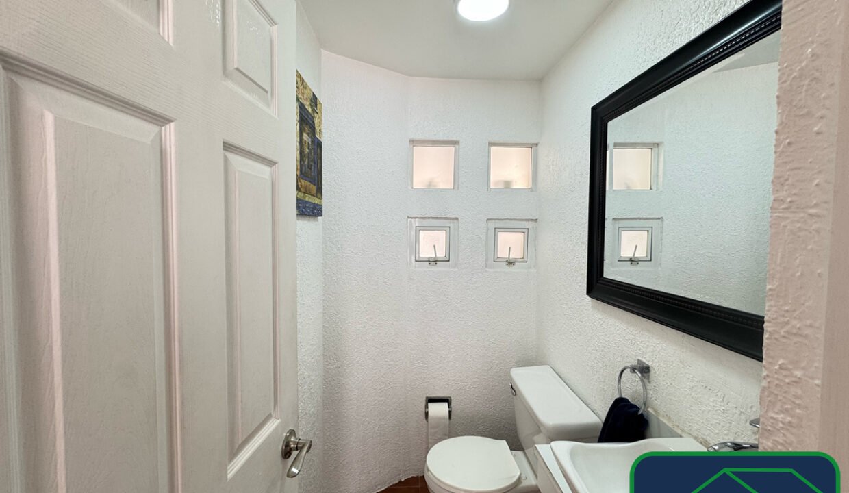 460919-casaencondominio-avsanjeronimo-lomasquebradas-venta-catanobienesraices-11