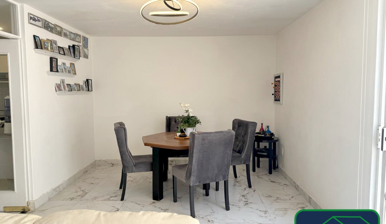 460919-casaencondominio-avsanjeronimo-lomasquebradas-venta-catanobienesraices-6