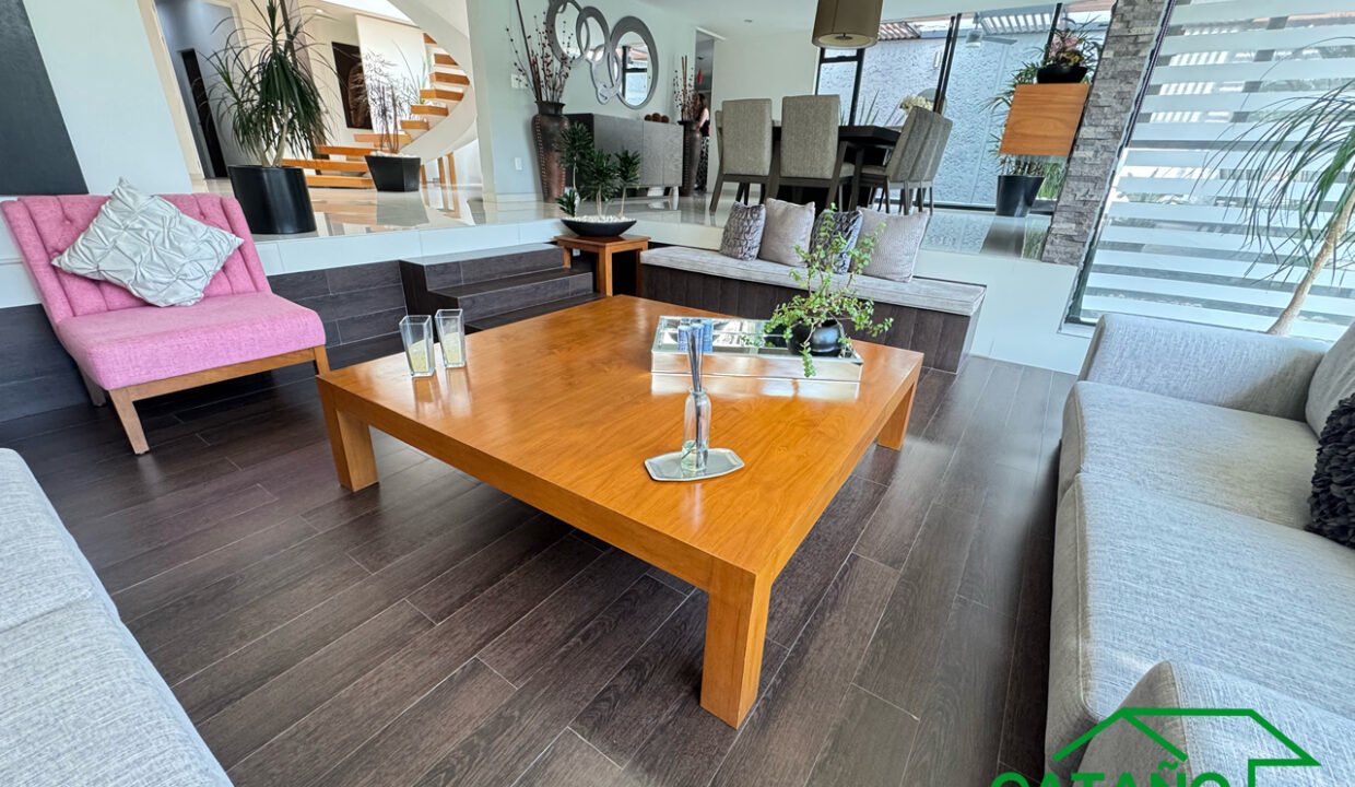 4609821-casa-avsanbernabe-sanjeronimolidice-venta-catanobienesraices-10