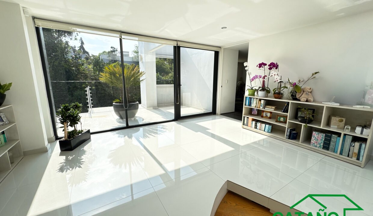 4609821-casa-avsanbernabe-sanjeronimolidice-venta-catanobienesraices-19