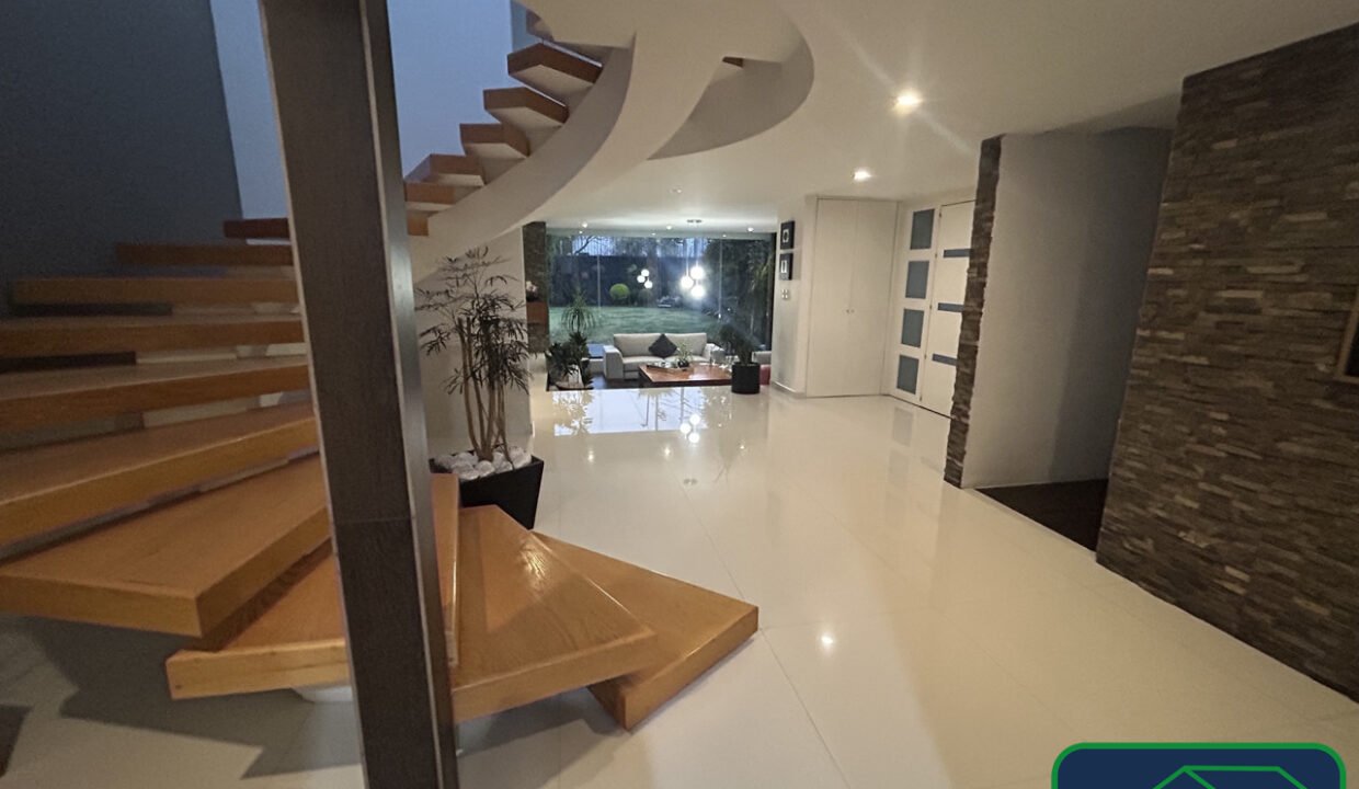 4609821-casa-avsanbernabe-sanjeronimolidice-venta-catanobienesraices-19