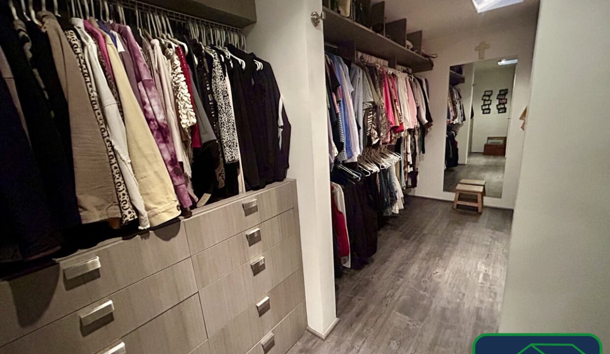 4609821-casa-avsanbernabe-sanjeronimolidice-venta-catanobienesraices-26