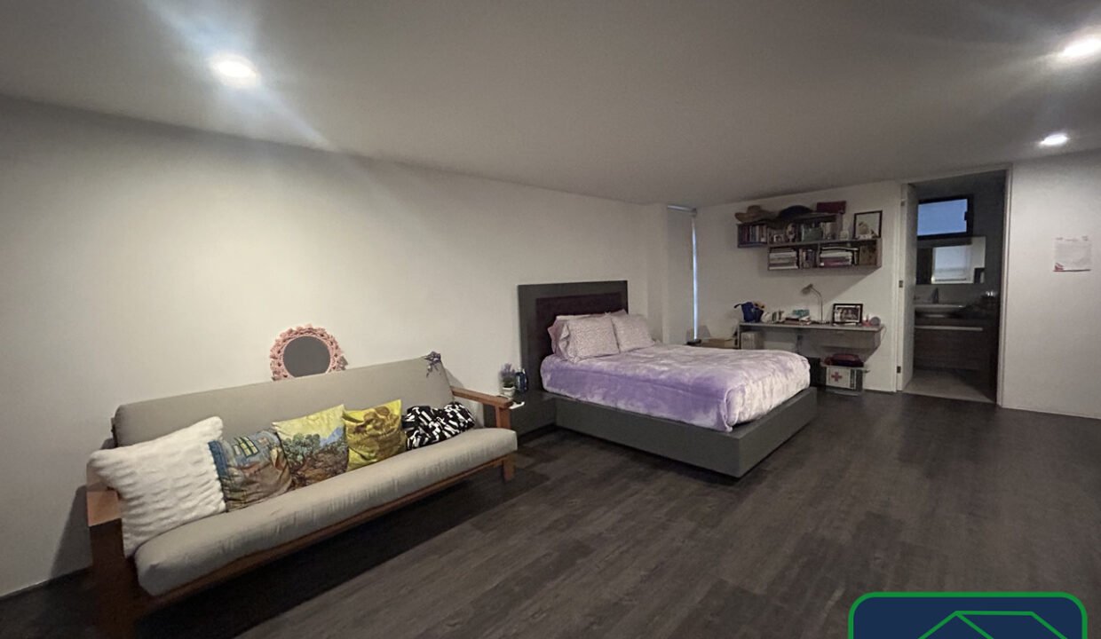 4609821-casa-avsanbernabe-sanjeronimolidice-venta-catanobienesraices-28