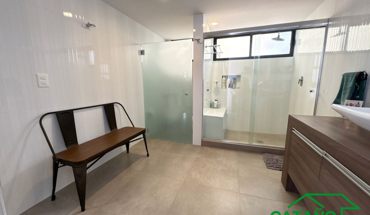 4609821-casa-avsanbernabe-sanjeronimolidice-venta-catanobienesraices-29