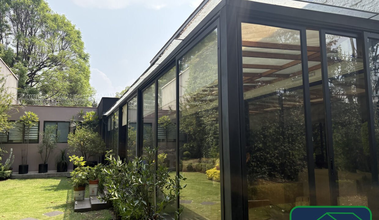 4609925-casa-londres-delcarmen-renta-catanobienesraices-2