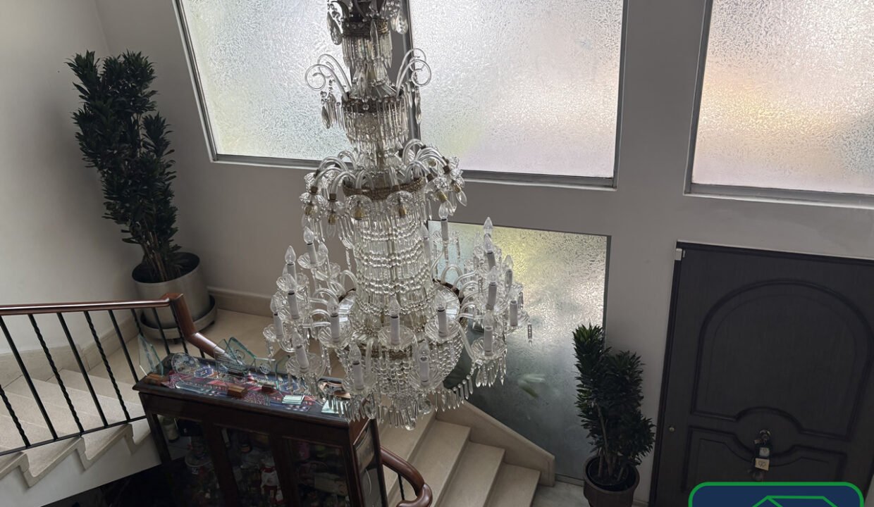 4609925-casa-londres-delcarmen-renta-catanobienesraices-6