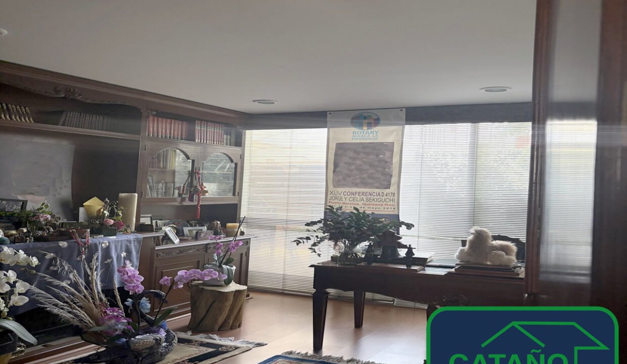 4609925-casa-londres-delcarmen-renta-catanobienesraices-7