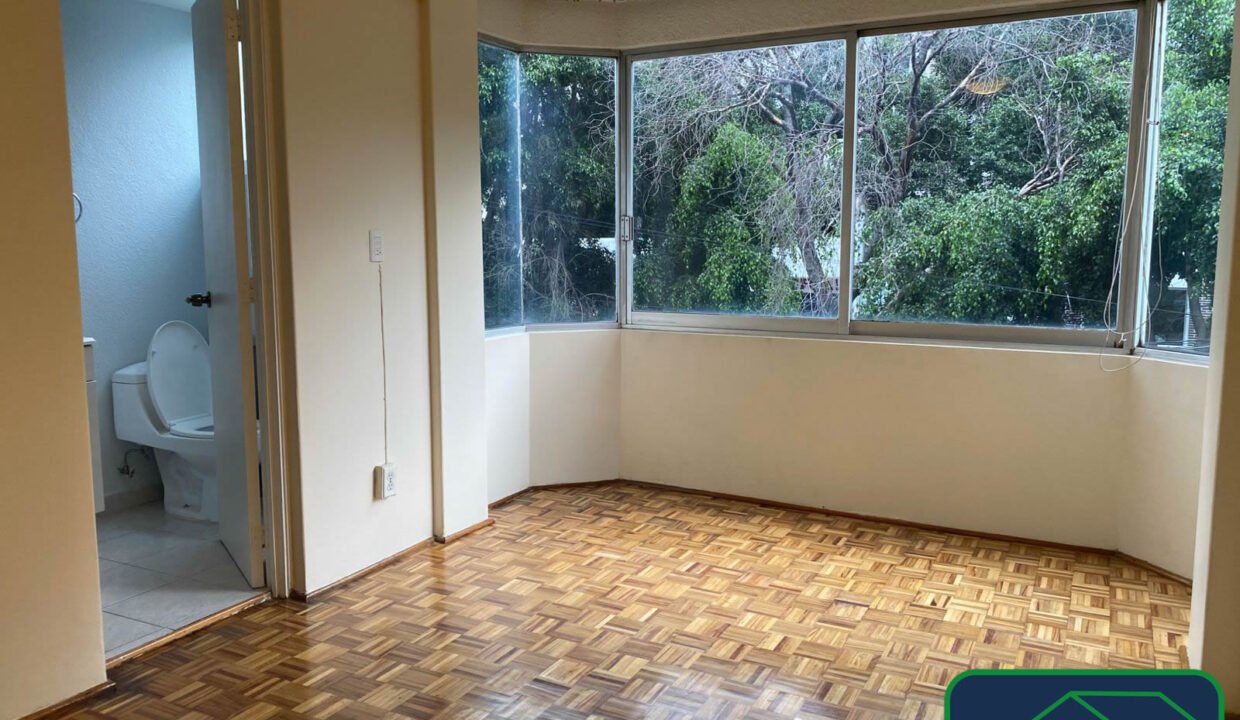 4605243-augustorodin-napoles-renta-catanobienesraices-10