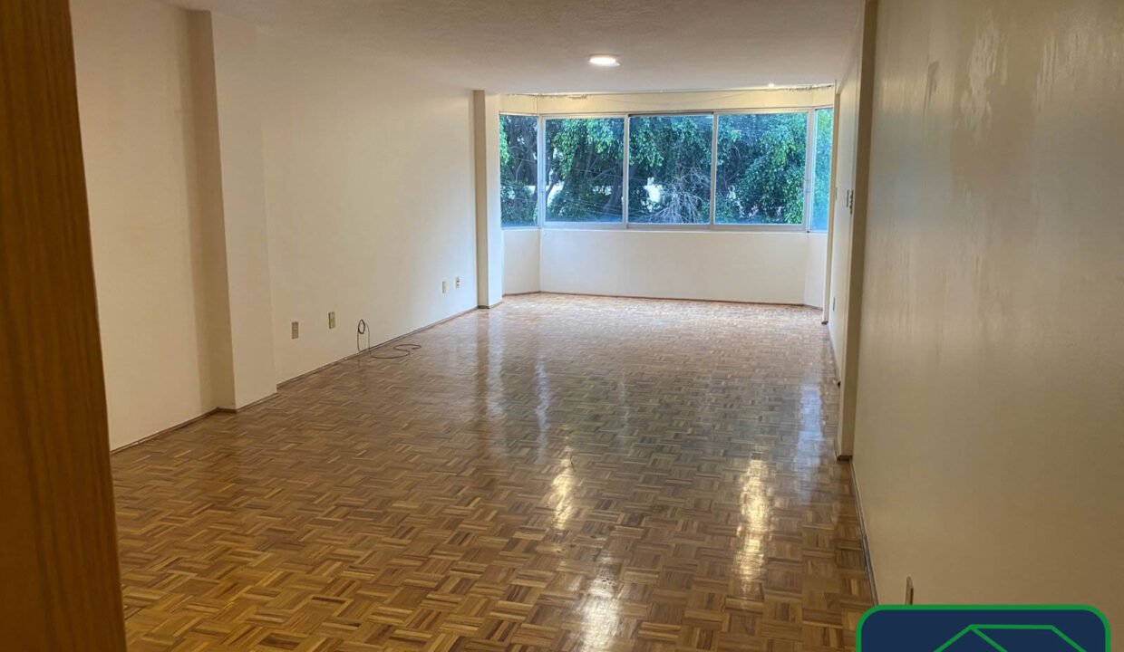 4605243-augustorodin-napoles-renta-catanobienesraices-2