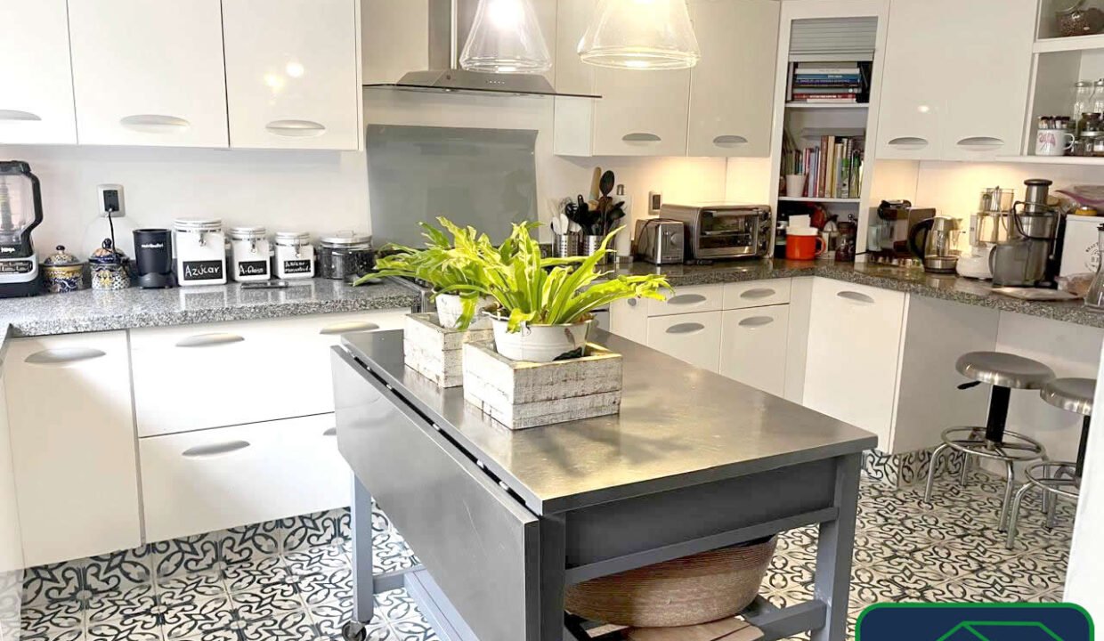 461131-casaencondominio-santiago-sanjeronimolidice-renta-catanobienesraices-9