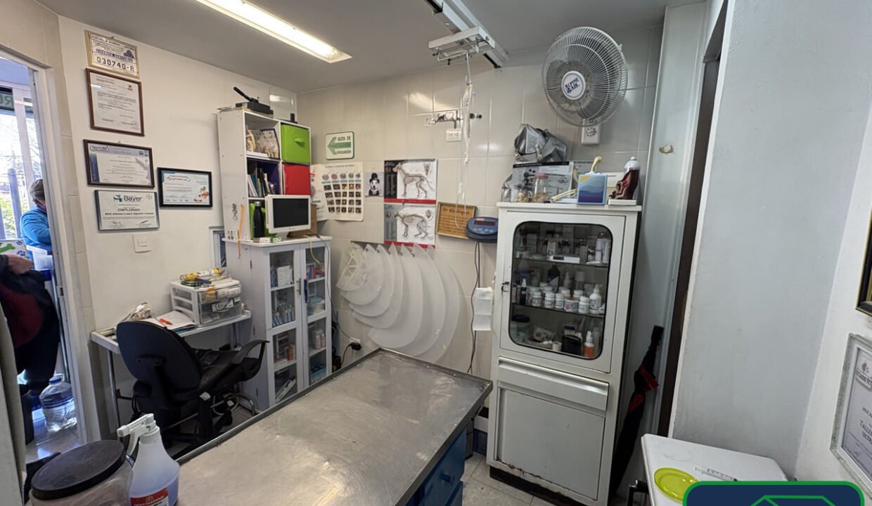 4613418-local-jardinesdesanmateo-avalcanfores-venta-catanobienesraices-4