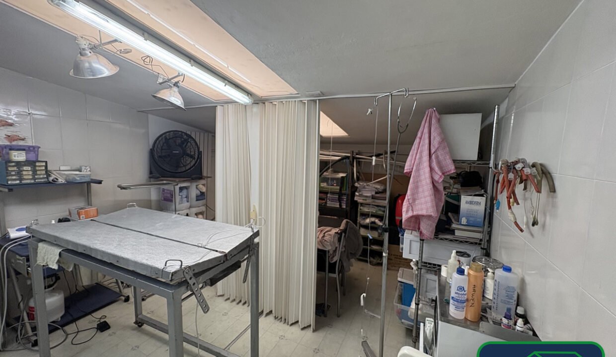 4613418-local-jardinesdesanmateo-avalcanfores-venta-catanobienesraices-6