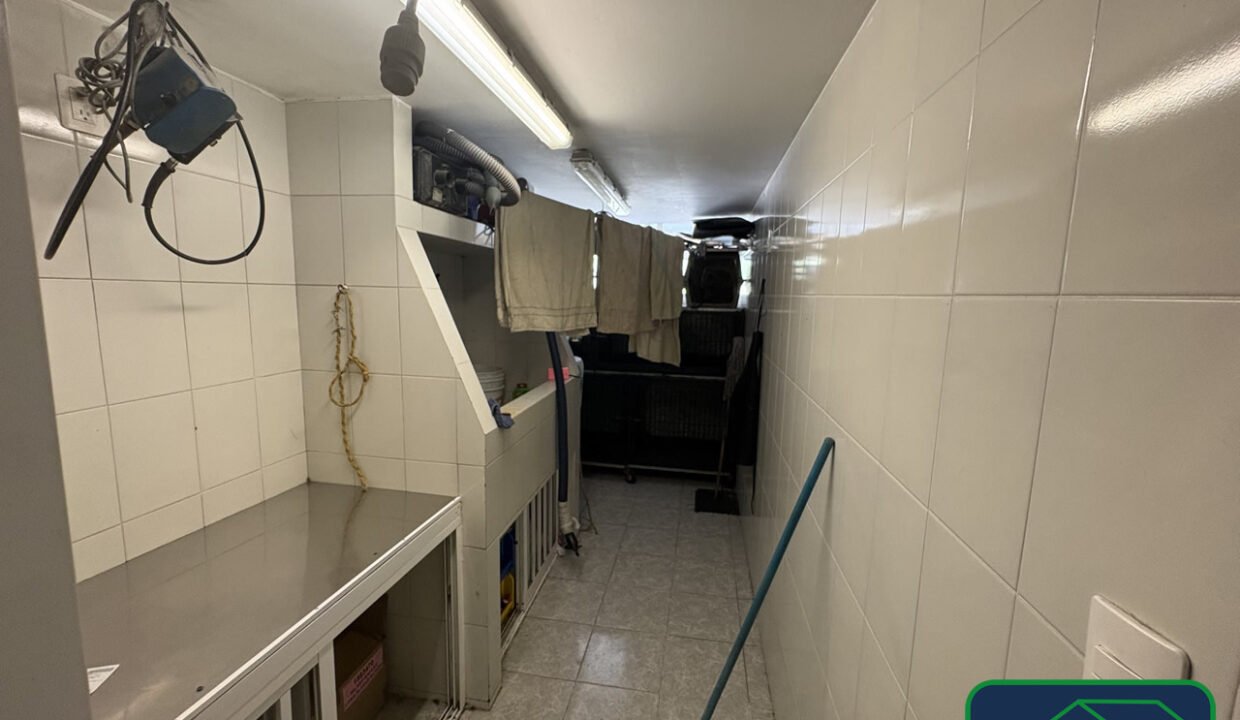 4613418-local-jardinesdesanmateo-avalcanfores-venta-catanobienesraices-8