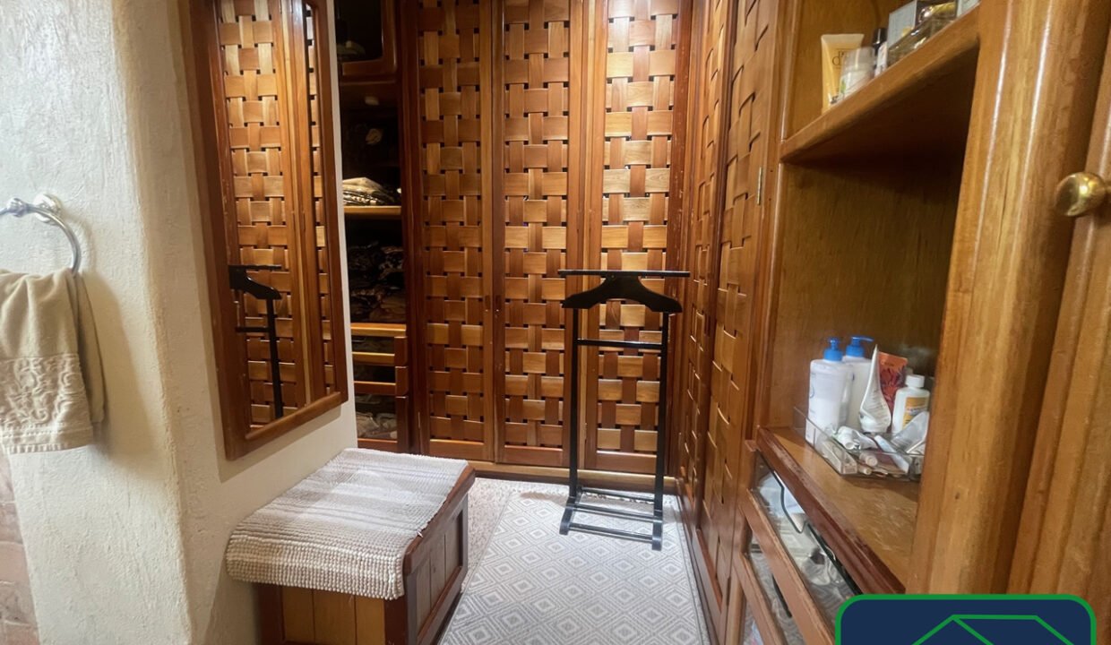 461462-casa-clubdegolflomascountry-avlomasencanto-venta-catanobienesraices-29